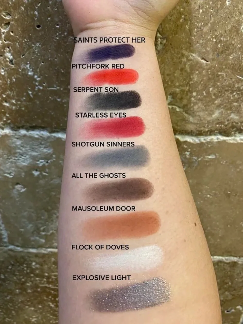 HIPDOT x MY CHEMICAL ROMANCE Collab 3-Piece Makeup Palette Eyeliner Makeup Brush